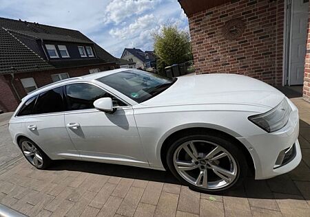 Audi A6 Avant q. 40 TDi sport Standhzg AHK ACC
