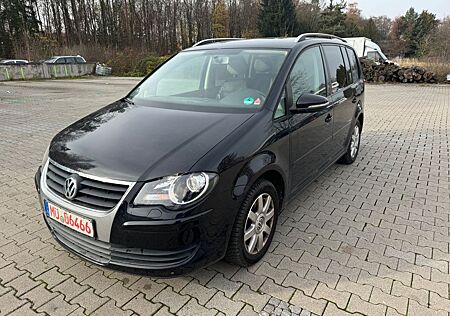 VW Touran Volkswagen Freestyle 1,6 *7 Sitze*