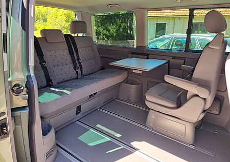 VW T5 Multivan Volkswagen T5,voll,2,5TDI,DPF,AHK,Scheckh,TÜV27neu,Rentner