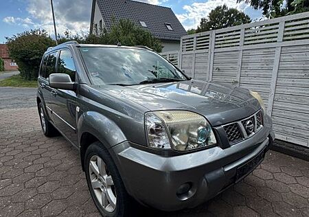 Nissan X-Trail gebraucht kaufen Nissan X-Trail 4x4 columbia 2.2 dCi columbia