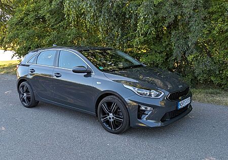 Kia Cee'd / Ceed 1.4 T-GDI Vision