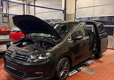 VW Sharan Volkswagen Cup 2.0 TDI 4Motion 6-Gang*7Sitz*AHK*