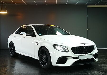 Mercedes-Benz E 63 AMG E 63 S AMG 4Matic+°Performance°Night°Burmester°