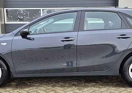 Kia Cee'd CEED 1.5 T-GDI Vision DCT / NAVI Klimaautomatik