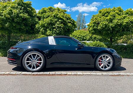 Porsche 911 Urmodell 911 Targa 4S