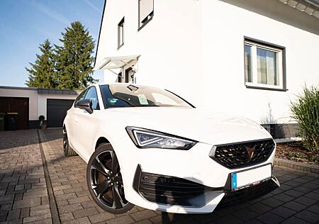 Cupra Leon 1.4 e-HYBRID 180kW (245PS)