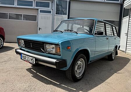 Lada 2104