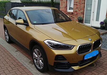 BMW X2 "Mein neuer "- sDrive18d Advantage Steptronic