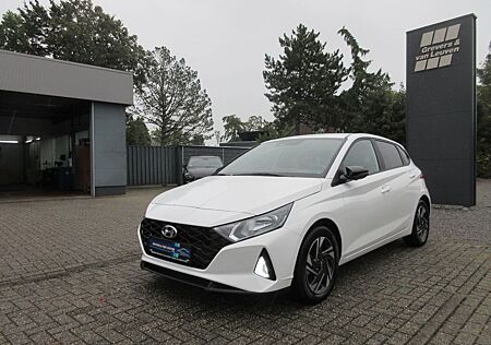 Hyundai i20 1.0T-GDi C & G KLIMAAUT. NAVI RFK BOSE 16"