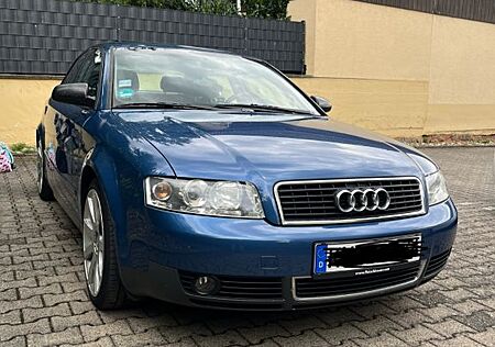 Audi A4 1.8 T multitronic -