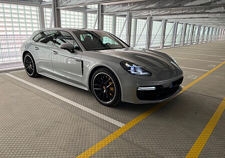 Porsche Panamera Turbo S E-Hybrid ST Turbo S Approved