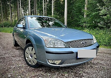 Ford Mondeo V6 Ghia, 10/26 TÜV, Klima, Sitzheizung