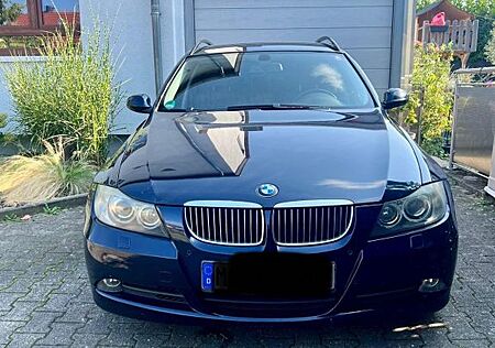 BMW 325i touring -