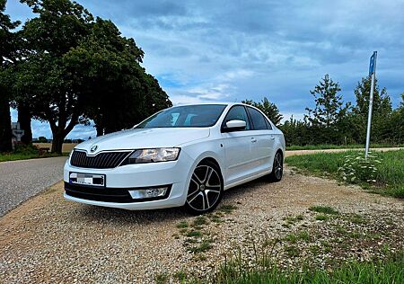 Skoda Rapid 1.2 TSI 77kW Ambition Limousine 8xLM-Räder