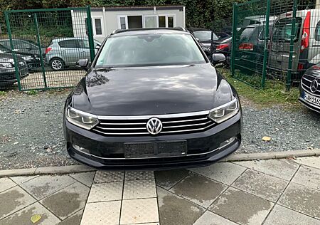 VW Passat Variant Volkswagen 2.0 TDI DSG Navigation LED Schei