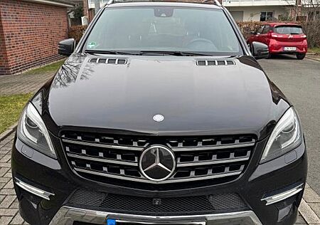 Mercedes-Benz ML 350 BlueTEC 4MATIC - AMG