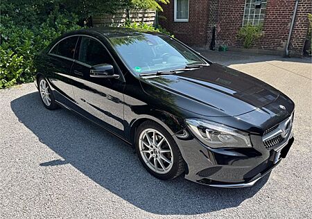 Mercedes-Benz CLA 180 - 123T km, TÜV in 03/25, 8fach Alu