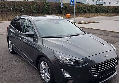 Ford Focus 1,5EcoBlue,Cool&Connect,Klima.