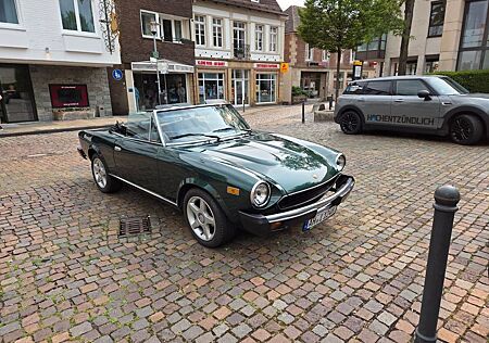 Fiat 124 Spider