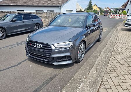 Audi S3 Sportback 2.0 TFSI quattro