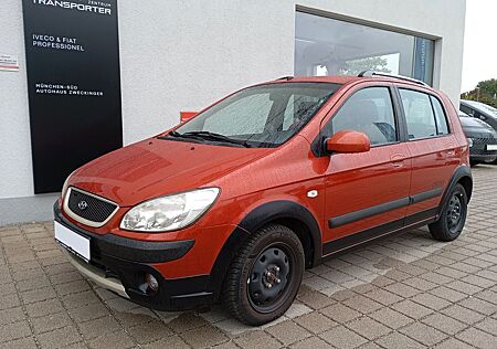 Hyundai Getz Cross 1.4 97PS M/T AHK TÜV/AU/Service neu