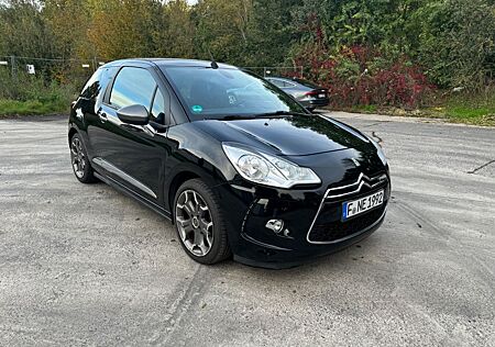 Citroën DS3 THP155SportChic*2Hand,Navi,Scheckheft,Cabrio