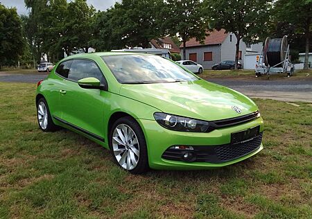VW Scirocco Volkswagen 1.4 TSI DSG -