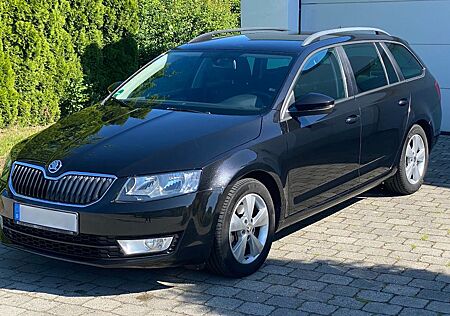 Skoda Octavia 1.6 TDI Greenline Combi 6-Gang Navi SHZ
