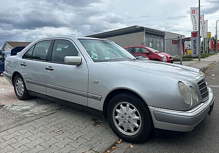 Mercedes-Benz E 240 ELEGANCE, AUTOMATIK,AHK