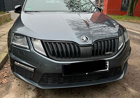 Skoda Octavia 2.0 TDI DSG RS Combi RS