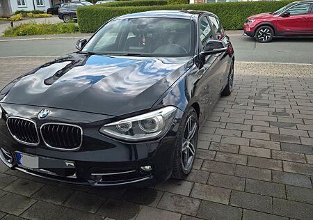 BMW 116i Sport Line Sport Line
