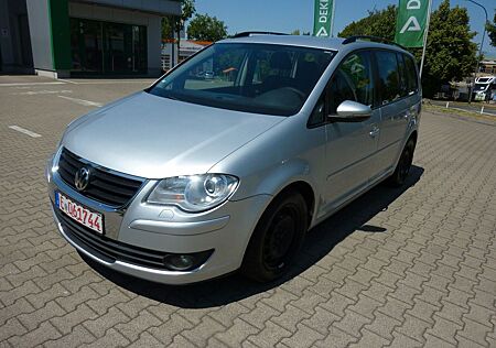 VW Touran Volkswagen Highline Automatik 1 Hand