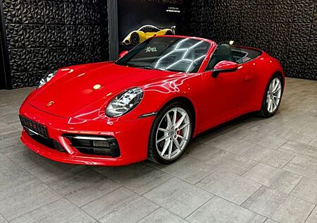 Porsche 992 Carrera 4S Cabriolet