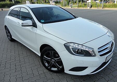 Mercedes-Benz A 200 A -Klasse BlueEffic,Bi-Xenon,PDC