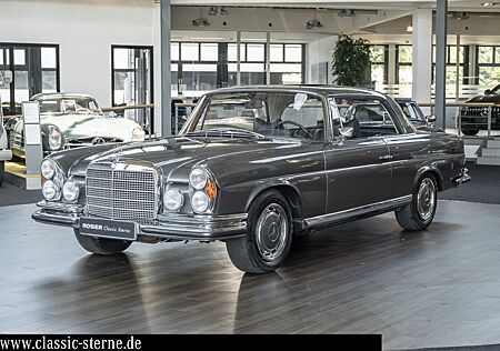 Mercedes-Benz 280 SE 3.5 Coupe Klima und Schiebedach