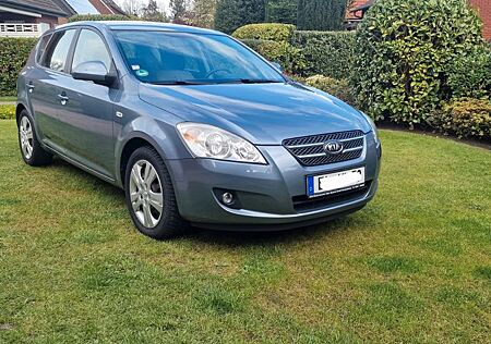 Kia Cee'd / Ceed 1.4 CVVT EX