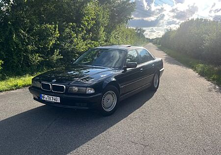 BMW 740i A -