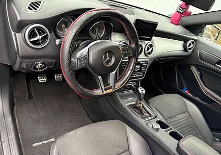 Mercedes-Benz GLA 200 AMG Line AMG Line