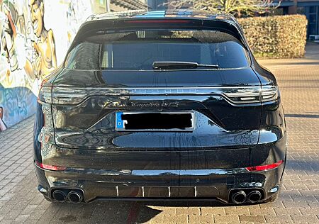 Porsche Cayenne 4.0 V8 GTS - 22Zoll -Vollausstattg