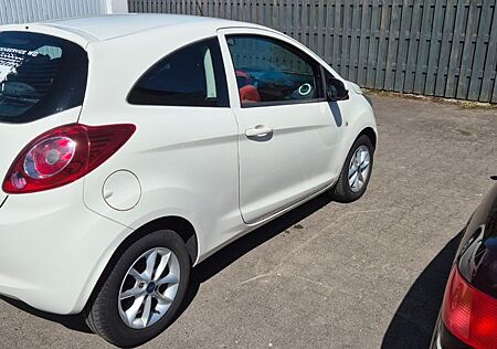 Ford Ka /+ 1,2 Titanium Titanium