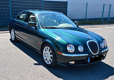 Jaguar S-Type V8 4.0 - top gepflegt, wenig km, 1. Hand