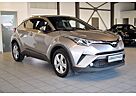 Toyota C-HR Team D/NAVI/KAMERA/BT/KLIMAAUT/SHZ/