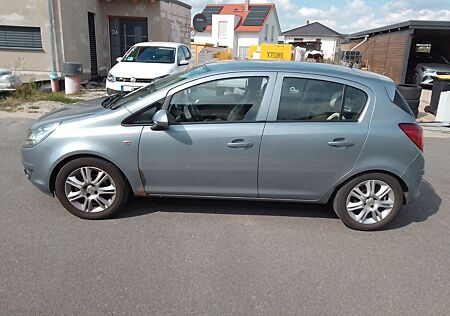 Opel Corsa 1.4 1. Hd/integr. Fahrradträger/Tempomat
