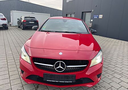 Mercedes-Benz CLA 200 *Navi*RFK*Alu*Scheckheft*Top Gepflegt!!