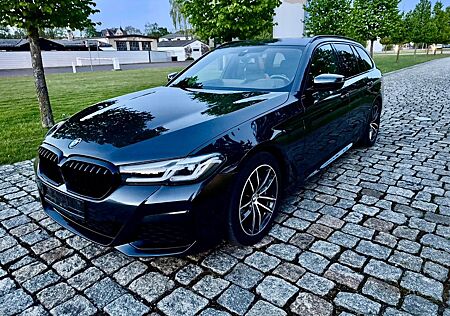 BMW 530 d xDrive M Sport HiFi Rückfahrkamera LED