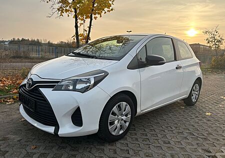 Toyota Yaris Basis /1 Hand /klima/ Scheckheft gepflegt