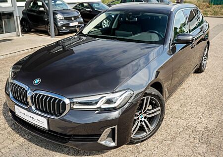 BMW 520d xDrive LuxuryLine *AHK*Harman*Massage*Belüf