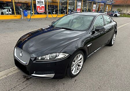 Jaguar XF 2.2L Diesel - Top gepflegt & treu fürn Alltag