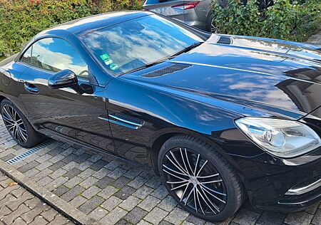 Mercedes-Benz SLK 200 BlueEFFICIENCY - Airscarf, Comand-online