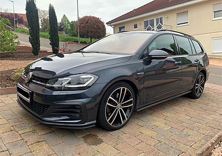 VW Golf Volkswagen 2.0 TDI Variant GTD